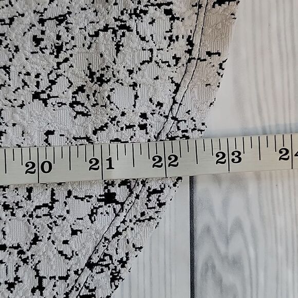 Ravel black and white full zip jacket Size M - Picture 11 of 11